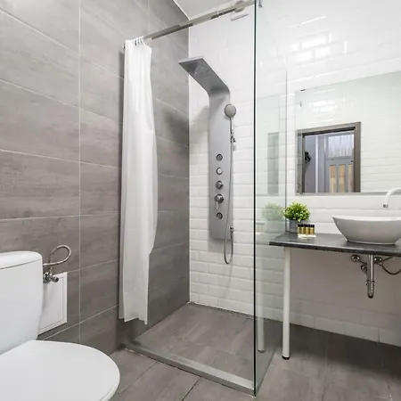 Bpr Fancy Private Dwtn Apartment *